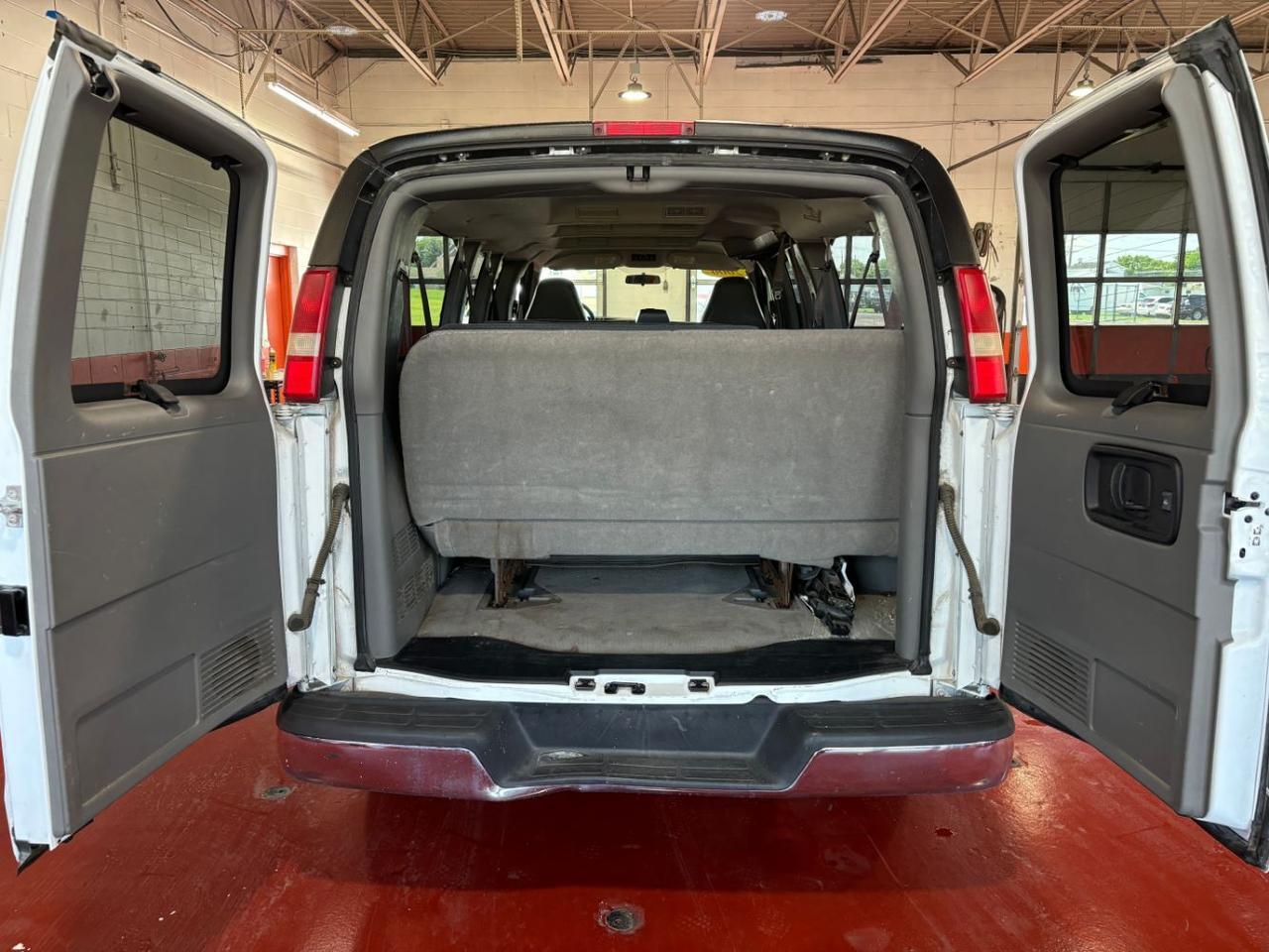 2006 Chevrolet Express LS Franklin OH