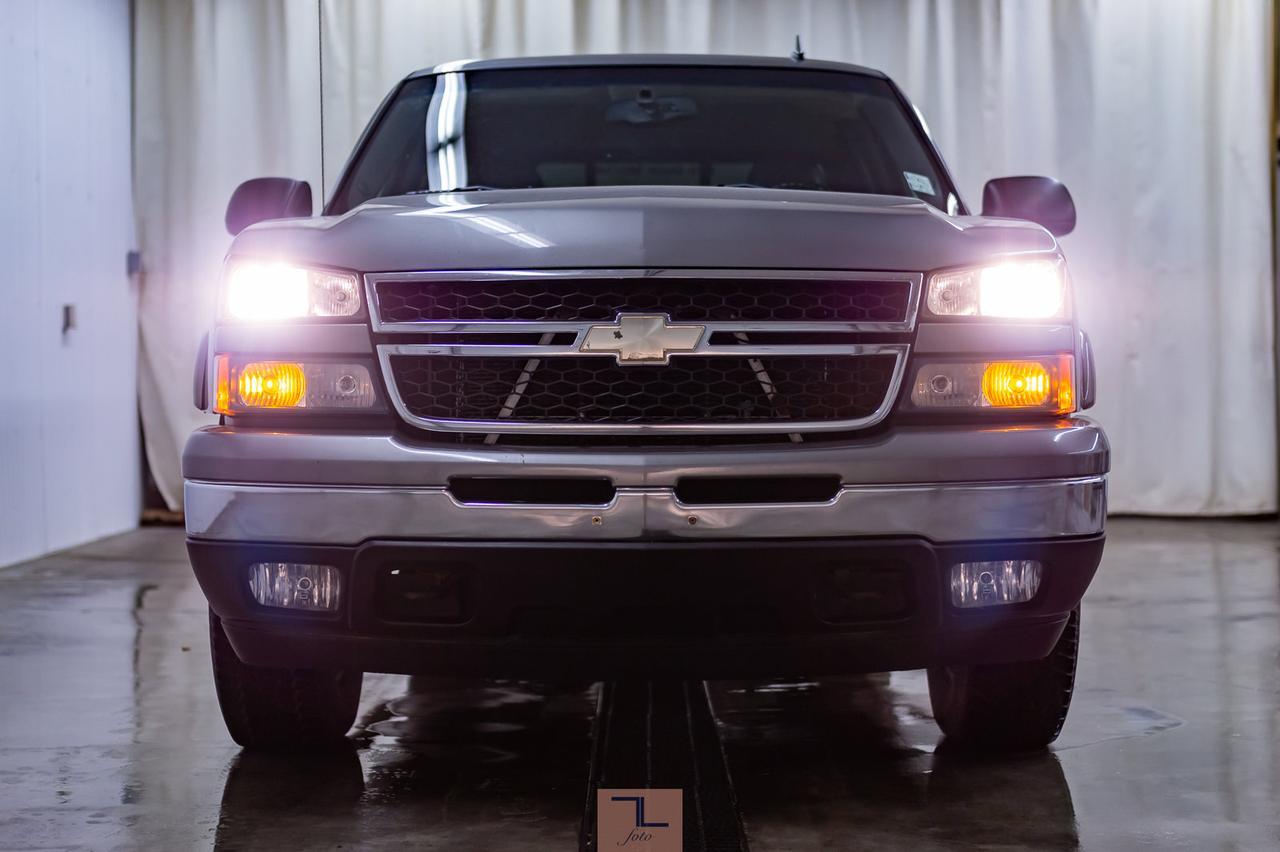 2006 Chevrolet Silverado 1500 4x4 Crew Cab LT Z71 Leather Roof Red Deer AB