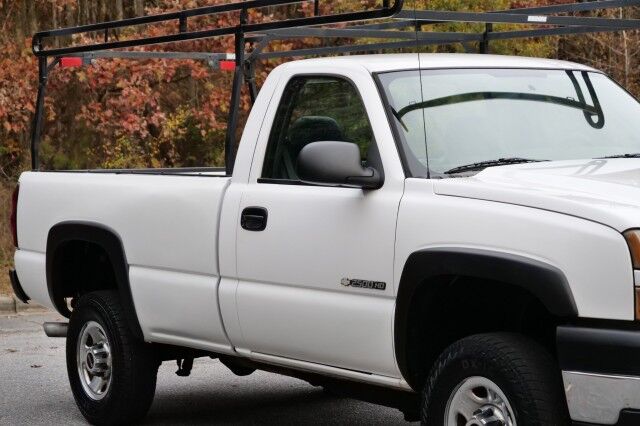 2006 Chevrolet Silverado 2500HD Work Truck / 6.0L V8 / Weather Guard Truck Rack! High Point NC