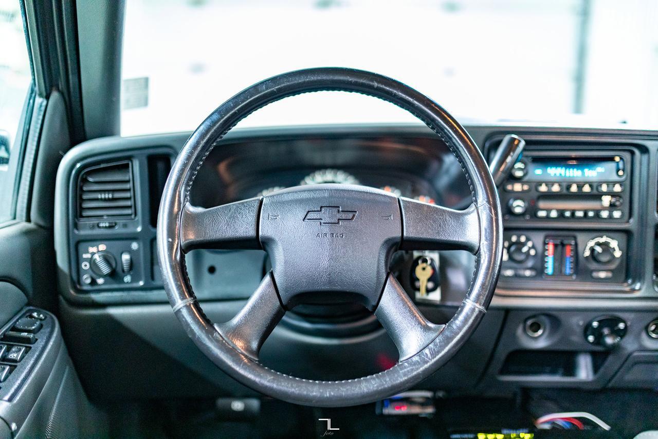 2006 Chevrolet Silverado 3500 4x4 Crew Cab LT Longbox Red Deer AB