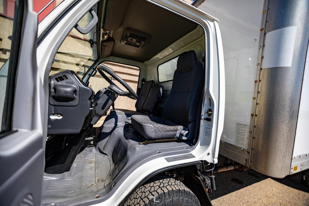 2006 Chevrolet W3500 Tilt Cab Cube Van Red Deer AB