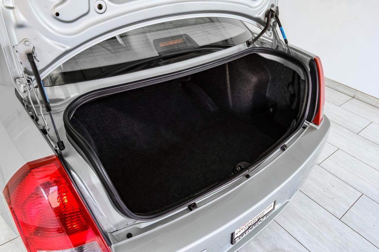 2006 Chrysler 300 TOURING NAVIGATION SUNROOF LEATHER HEATED SEATS DUAL POWER SEATS Carrollton TX