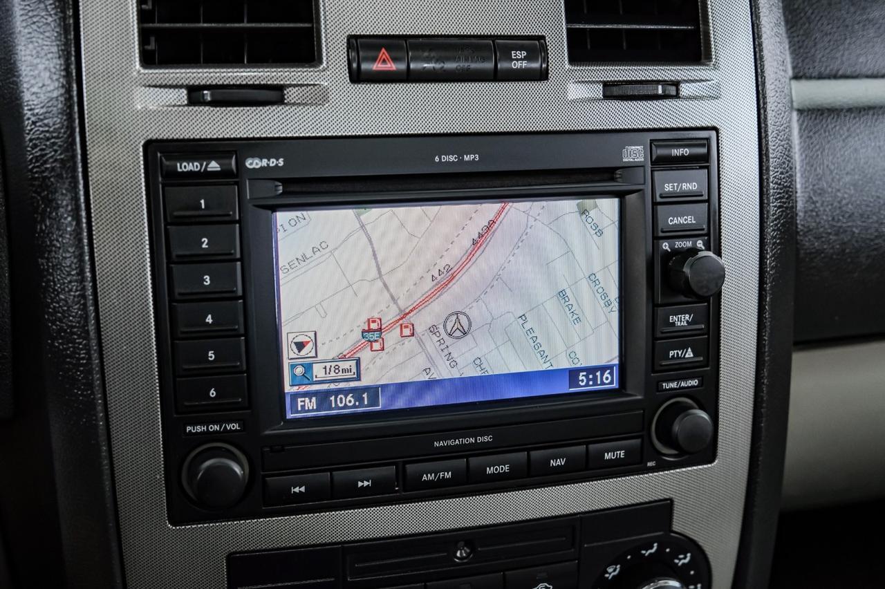 2006 Chrysler 300 TOURING NAVIGATION SUNROOF LEATHER HEATED SEATS POWER DRIVER SEAT CRUISE CONTROL Carrollton TX