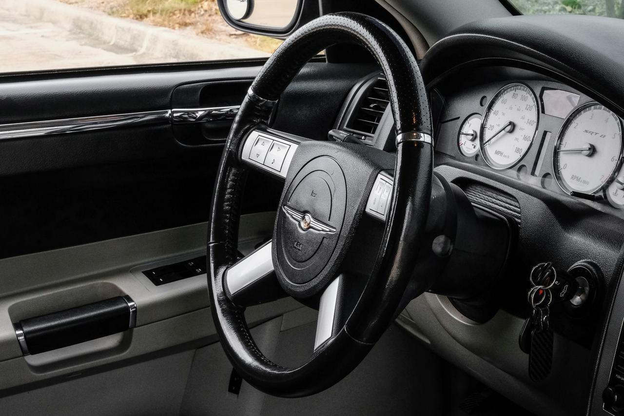 2006 Chrysler 300C SRT8 Richardson TX