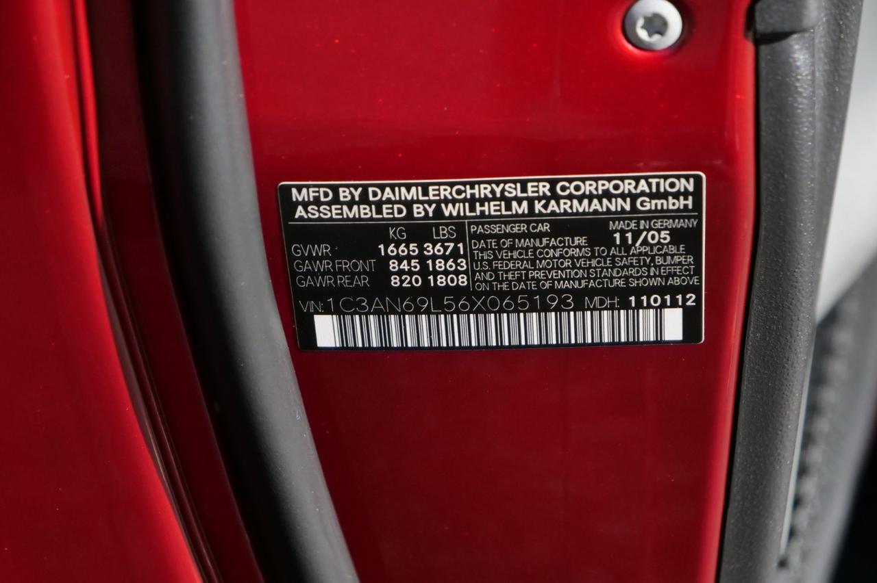 2006 Chrysler Crossfire Limited / Manual / Two Tone Interior / Heated Seats! Lincolnton NC