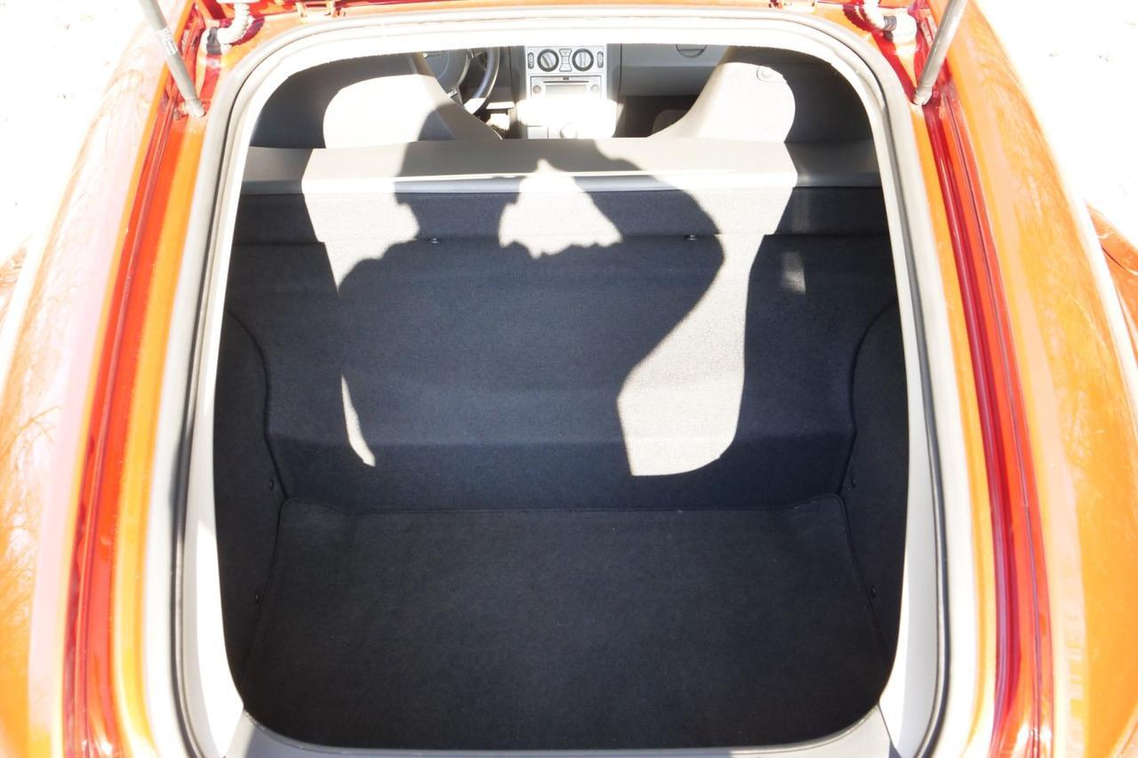 2006 Chrysler Crossfire Limited / Manual / Two Tone Interior / Heated Seats! Lincolnton NC