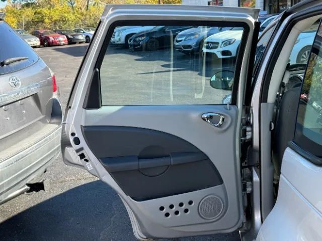 2006 Chrysler PT Cruiser Sport Wagon 4D Cincinnati OH