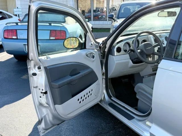 2006 Chrysler PT Cruiser Sport Wagon 4D Cincinnati OH