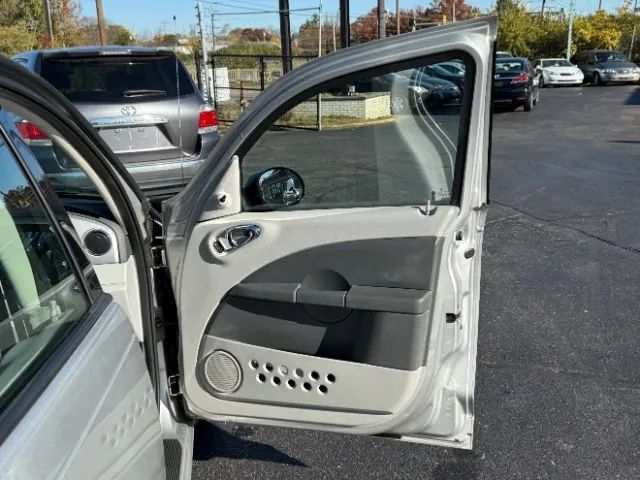 2006 Chrysler PT Cruiser Sport Wagon 4D Cincinnati OH