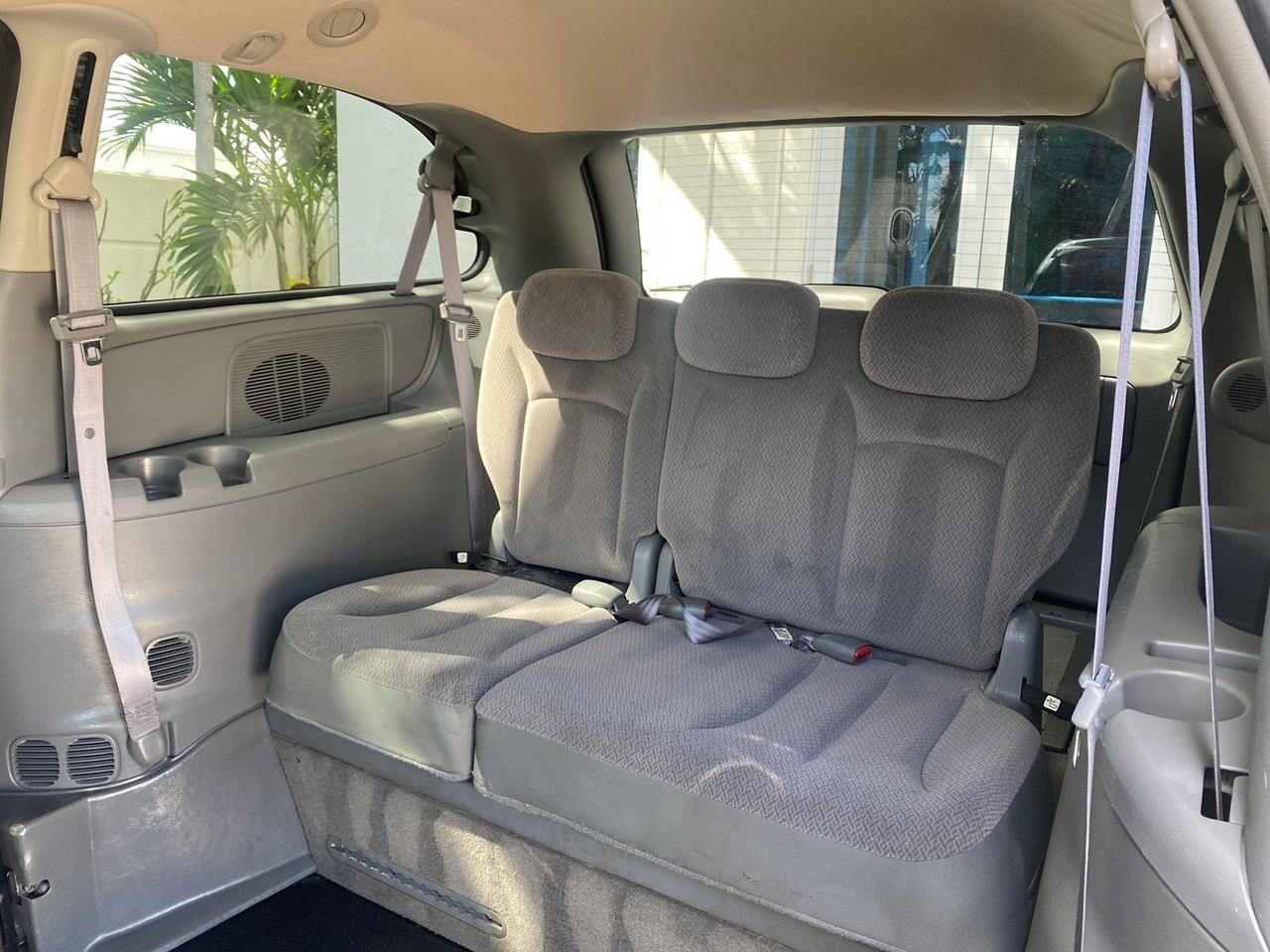 2006 Chrysler T&C BRAUN ENTERVAN HANDICAP LOW MILES 64,097 Pompano Beach FL