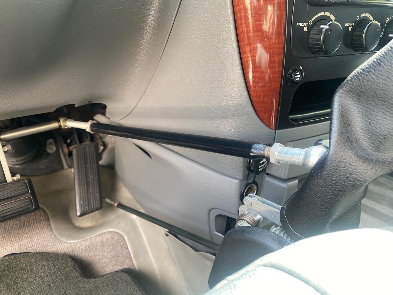 2006 Chrysler T&C BRAUN ENTERVAN LOW MILES 64,097 Pompano Beach FL