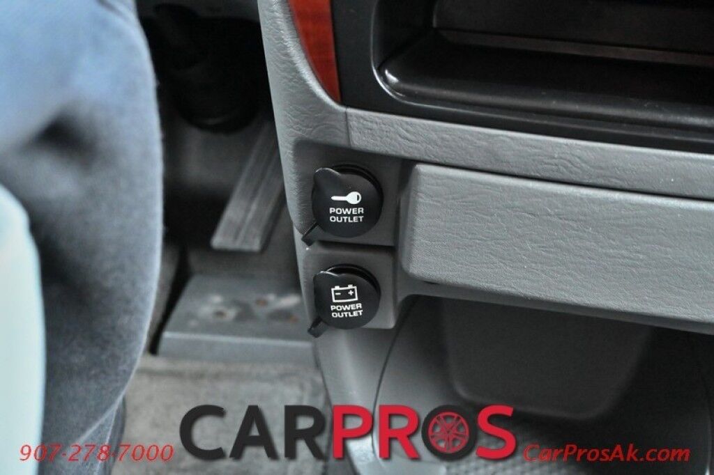 2006 Chrysler Town & Country Extended Passenger Van LX - Automatic - AutoStart - Seats 7 - 3rd Row - Keyless Entry - Power Windows & Locks - Cruise Control - 1 Owner Anchorage AK