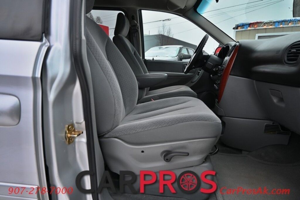 2006 Chrysler Town & Country Extended Passenger Van LX - Automatic - AutoStart - Seats 7 - 3rd Row - Keyless Entry - Power Windows & Locks - Cruise Control - 1 Owner Anchorage AK