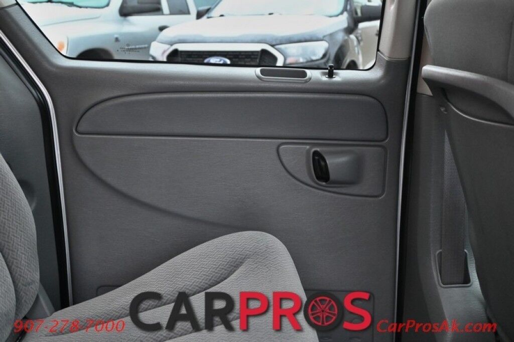 2006 Chrysler Town & Country Extended Passenger Van LX - Automatic - AutoStart - Seats 7 - 3rd Row - Keyless Entry - Power Windows & Locks - Cruise Control - 1 Owner Anchorage AK