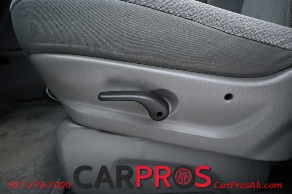 2006 Chrysler Town & Country Extended Passenger Van LX - Automatic - AutoStart - Seats 7 - 3rd Row - Keyless Entry - Power Windows & Locks - Cruise Control - 1 Owner Anchorage AK