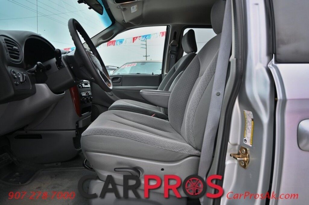 2006 Chrysler Town & Country Extended Passenger Van LX - Automatic - AutoStart - Seats 7 - 3rd Row - Keyless Entry - Power Windows & Locks - Cruise Control - 1 Owner Anchorage AK