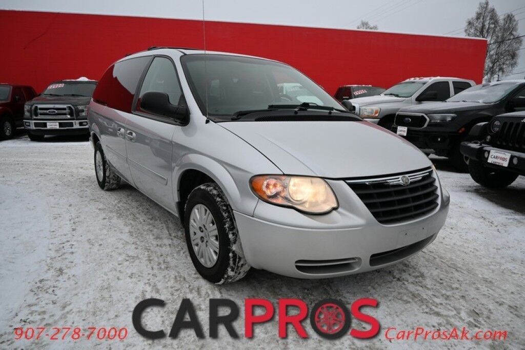 2006 Chrysler Town & Country Extended Passenger Van LX - Automatic - AutoStart - Seats 7 - 3rd Row - Keyless Entry - Power Windows & Locks - Cruise Control - 1 Owner