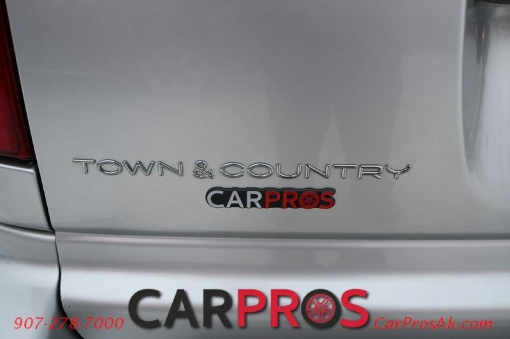 2006 Chrysler Town & Country Extended Passenger Van LX - Automatic - AutoStart - Seats 7 - 3rd Row - Keyless Entry - Power Windows & Locks - Cruise Control - 1 Owner Anchorage AK