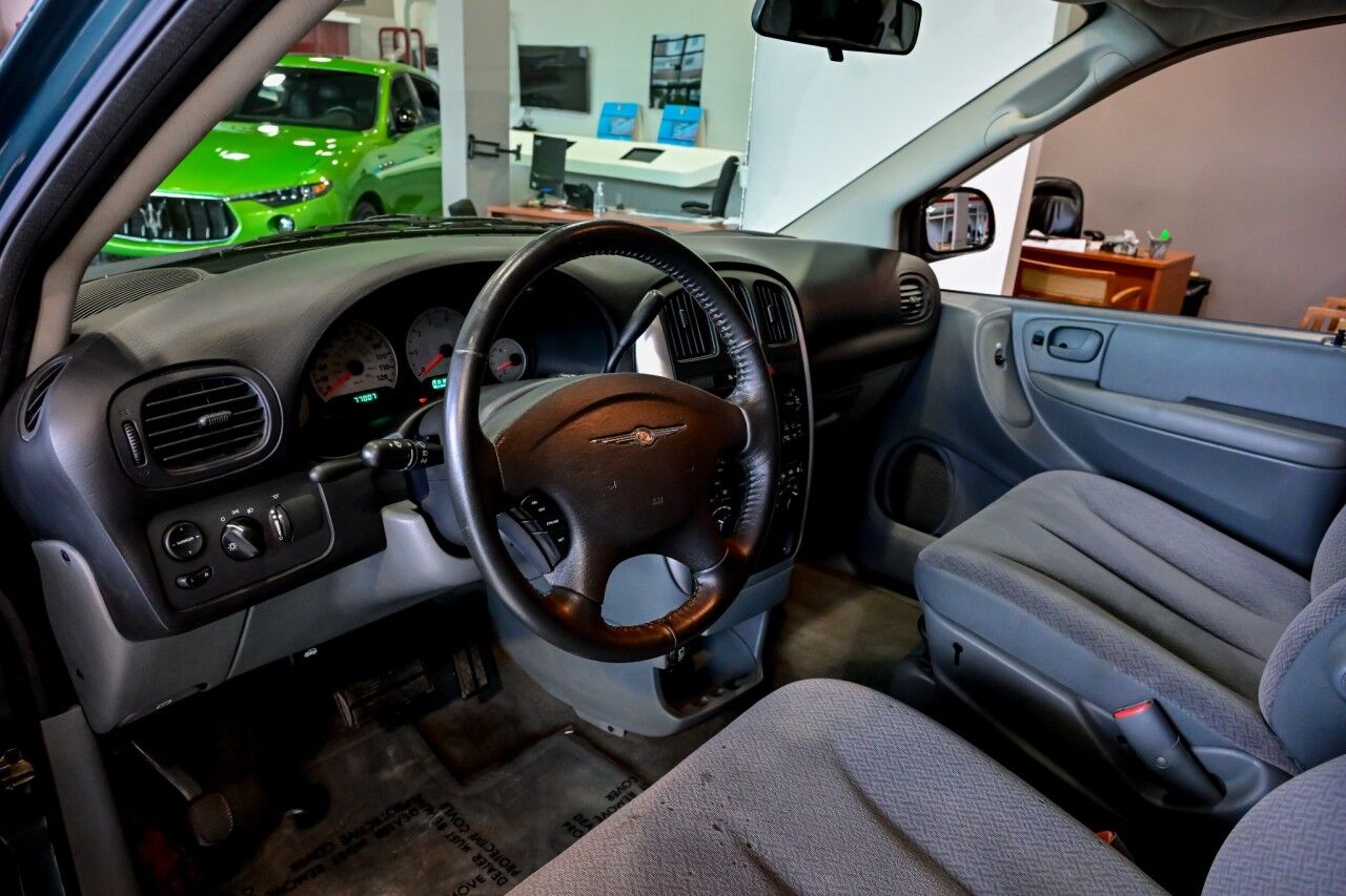 2006 Chrysler Town & Country LWB Touring Springfield NJ