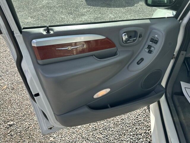 2006 Chrysler Town & Country Ltd Braun Wheelchair Van Ashland VA
