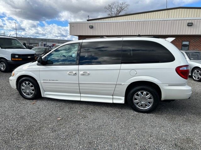 2006 Chrysler Town & Country Ltd Braun Wheelchair Van Ashland VA
