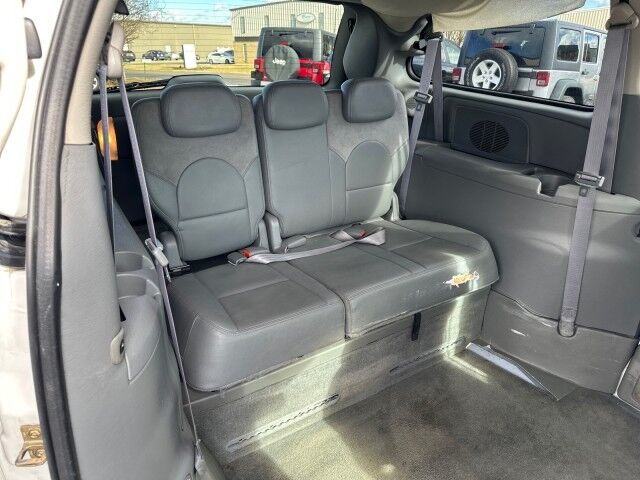 2006 Chrysler Town & Country Ltd Braun Wheelchair Van Ashland VA