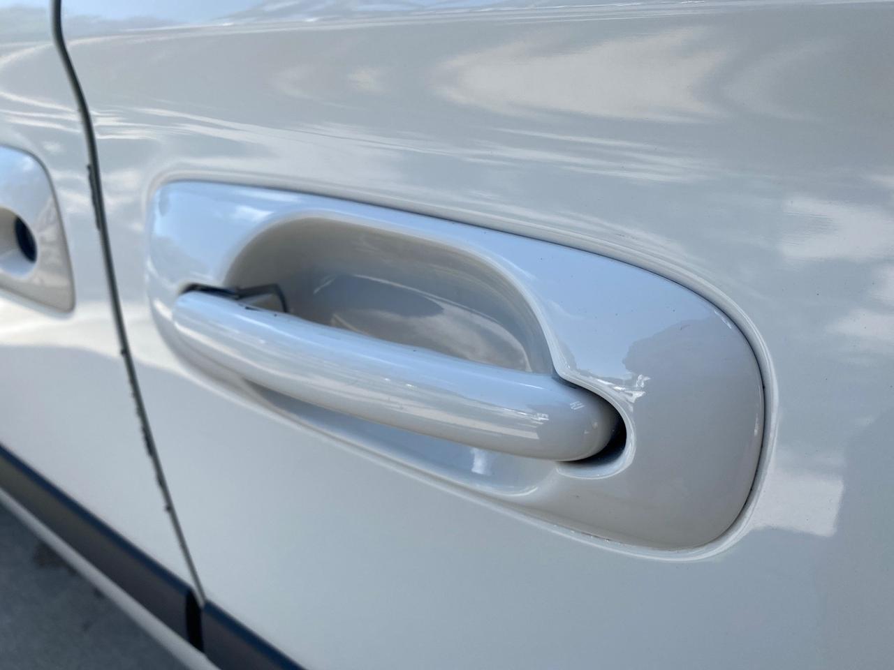 2006 Dodge Caravan SXT LOW MILES 28,367 1 OWNER HANDICAP LIFT Pompano Beach FL