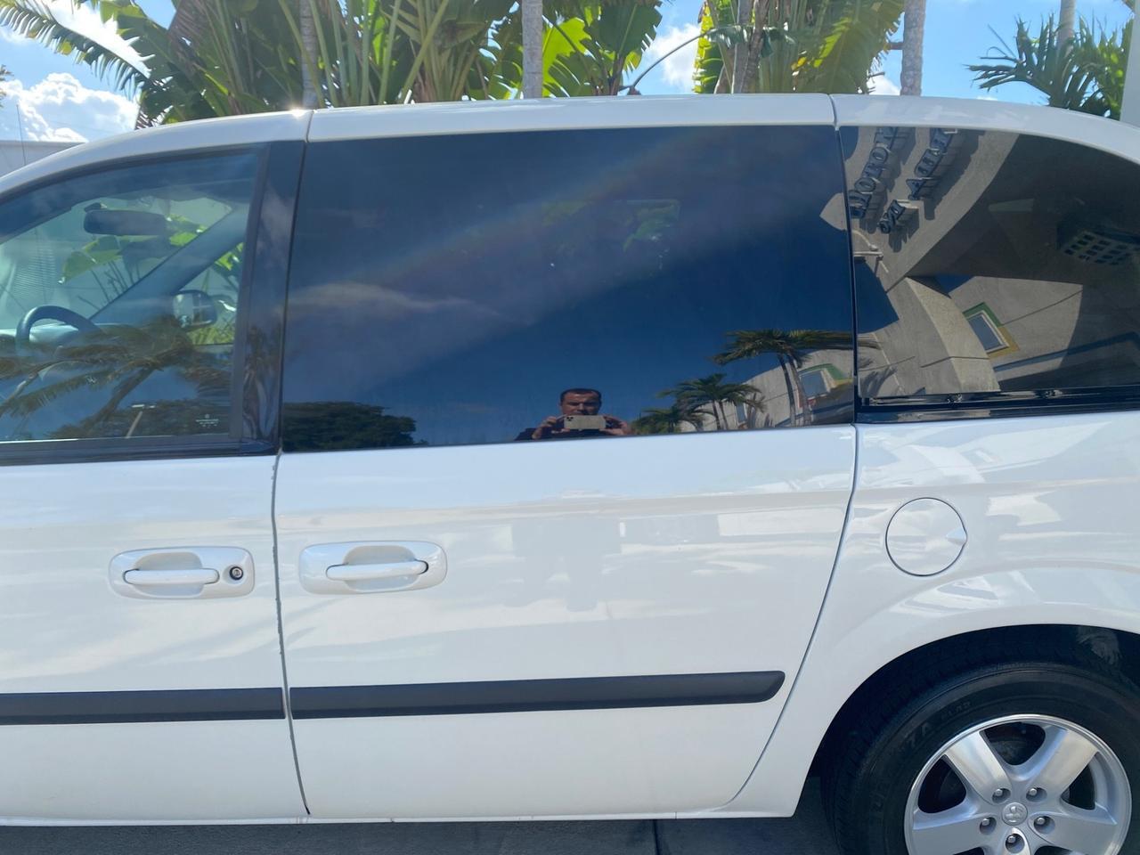 2006 Dodge Caravan SXT LOW MILES 28,367 1 OWNER HANDICAP LIFT Pompano Beach FL