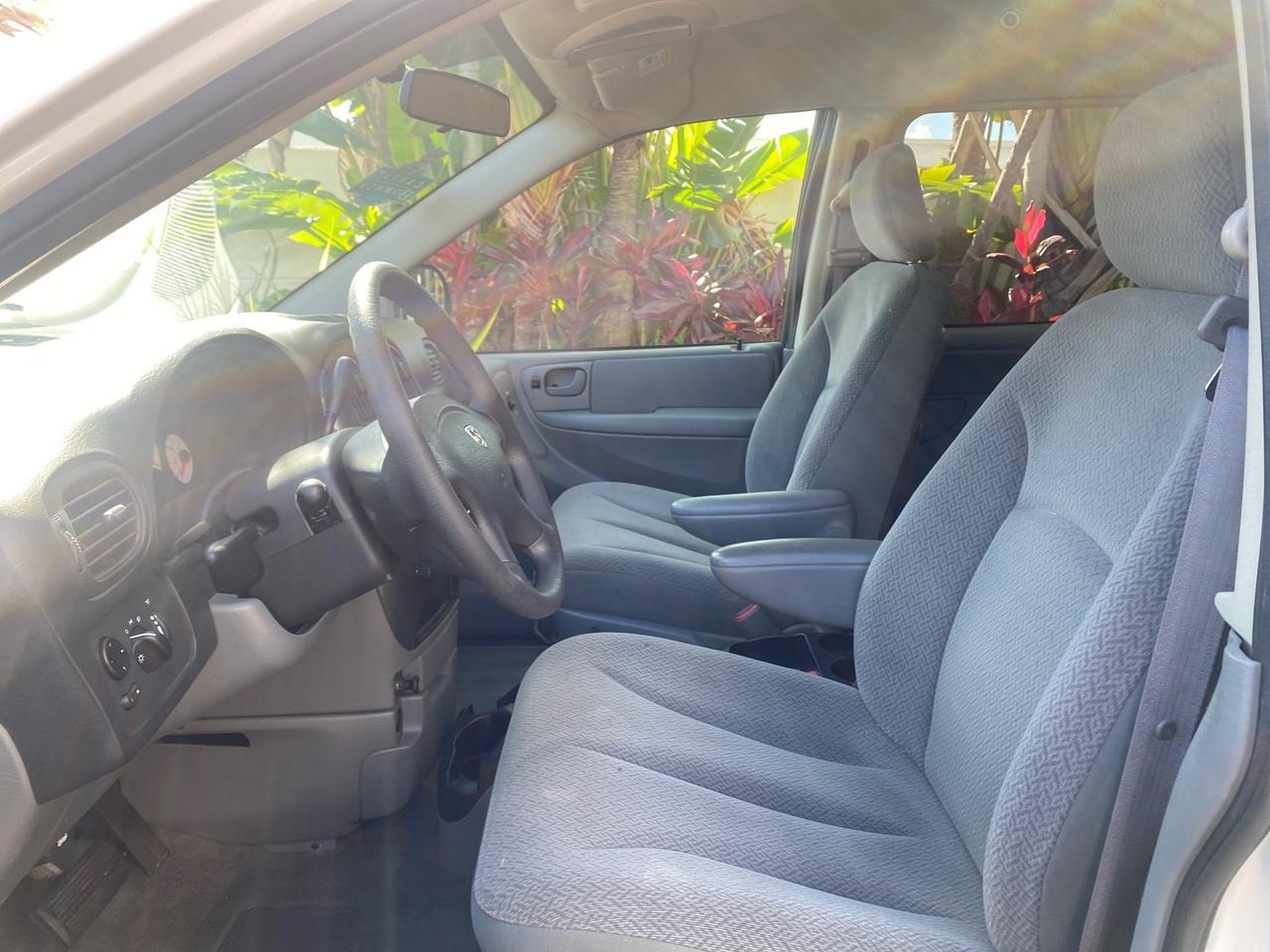 2006 Dodge Caravan SXT LOW MILES 28,367 1 OWNER HANDICAP LIFT Pompano Beach FL