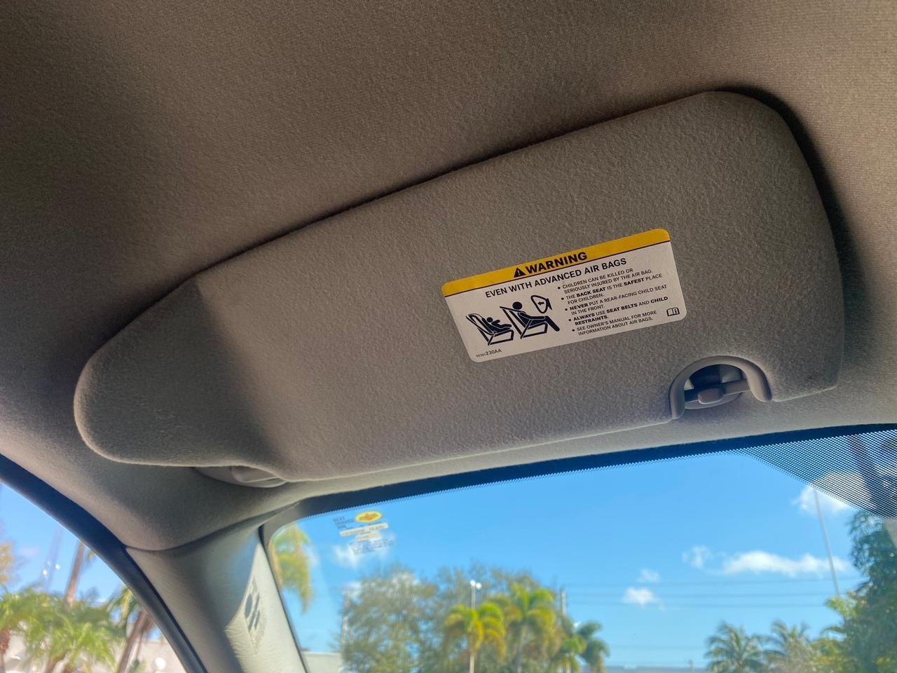 2006 Dodge Caravan SXT LOW MILES 28,367 1 OWNER HANDICAP LIFT Pompano Beach FL