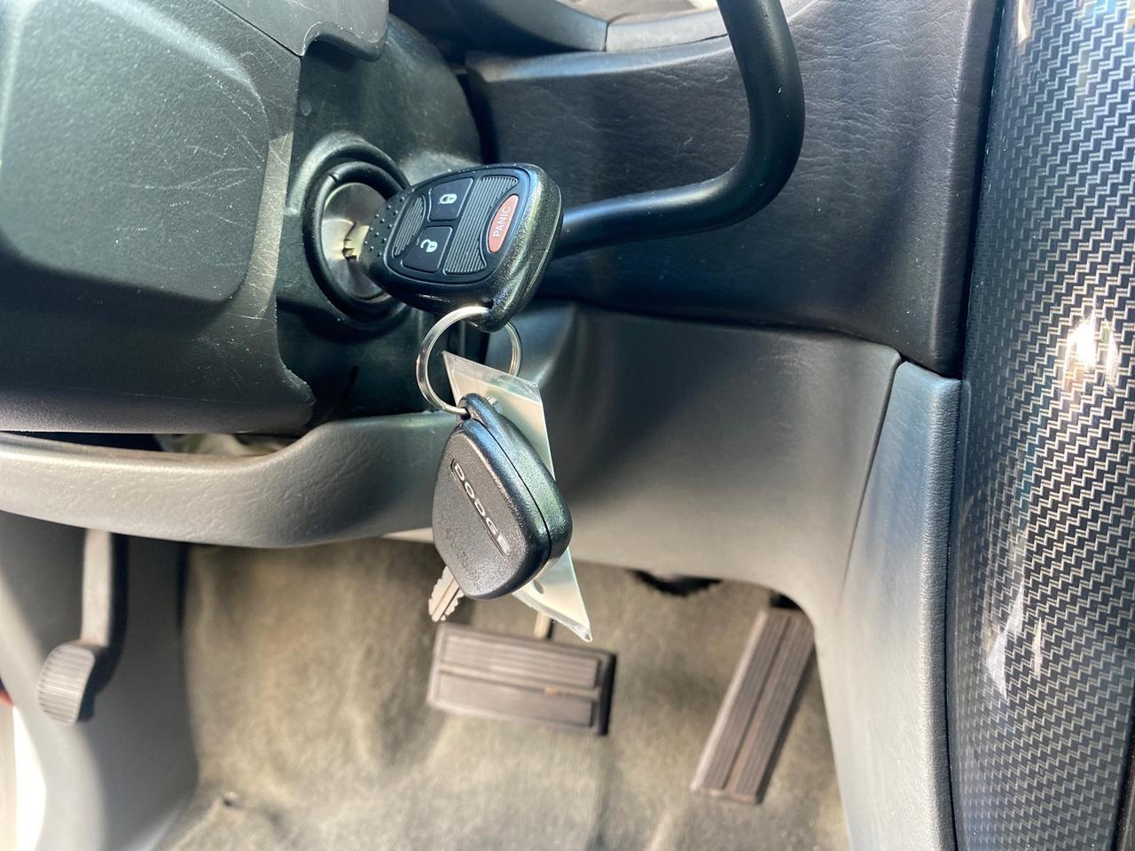 2006 Dodge Caravan SXT LOW MILES 28,367 1 OWNER HANDICAP LIFT Pompano Beach FL