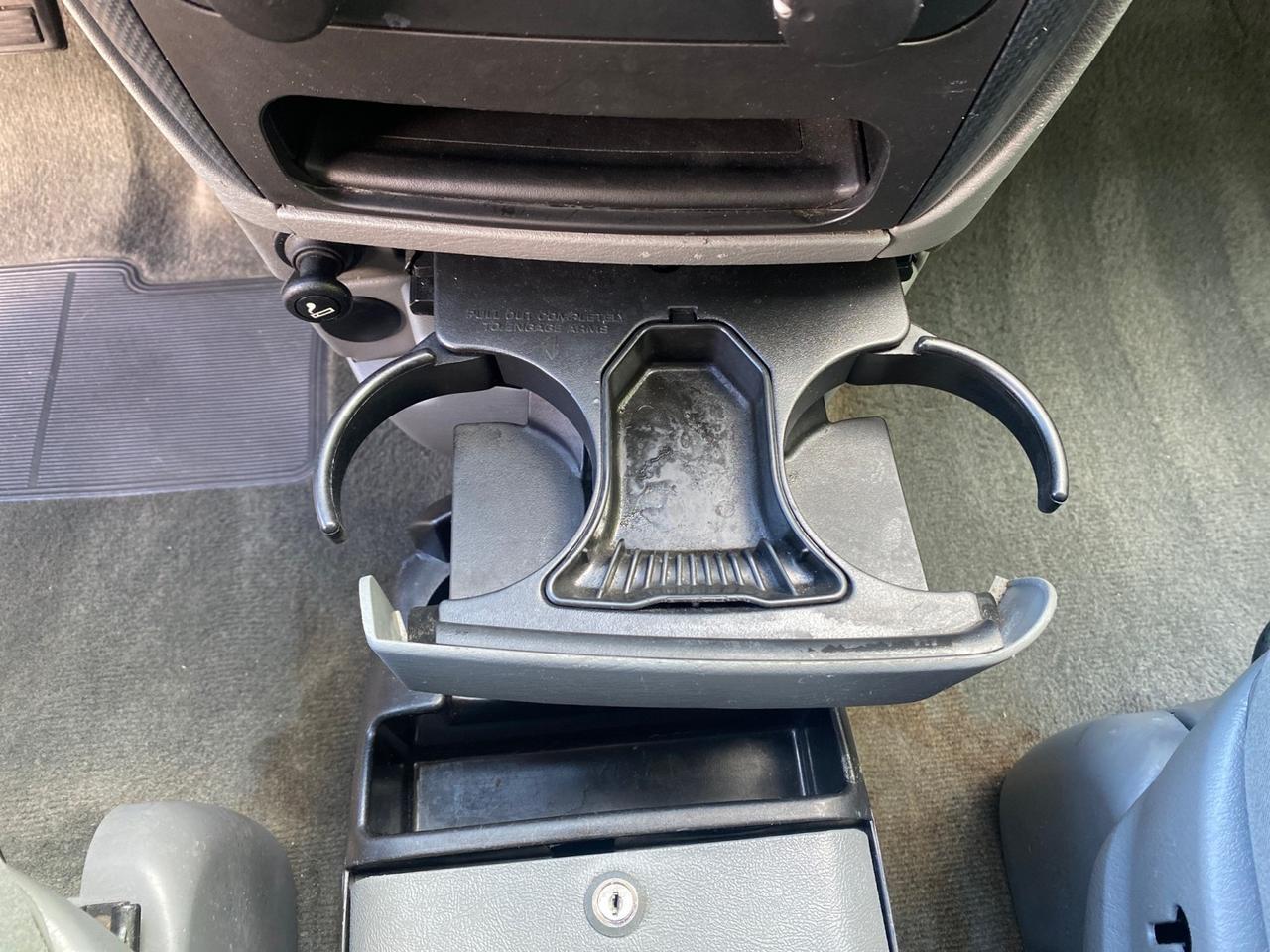 2006 Dodge Caravan SXT LOW MILES 28,367 1 OWNER HANDICAP LIFT Pompano Beach FL