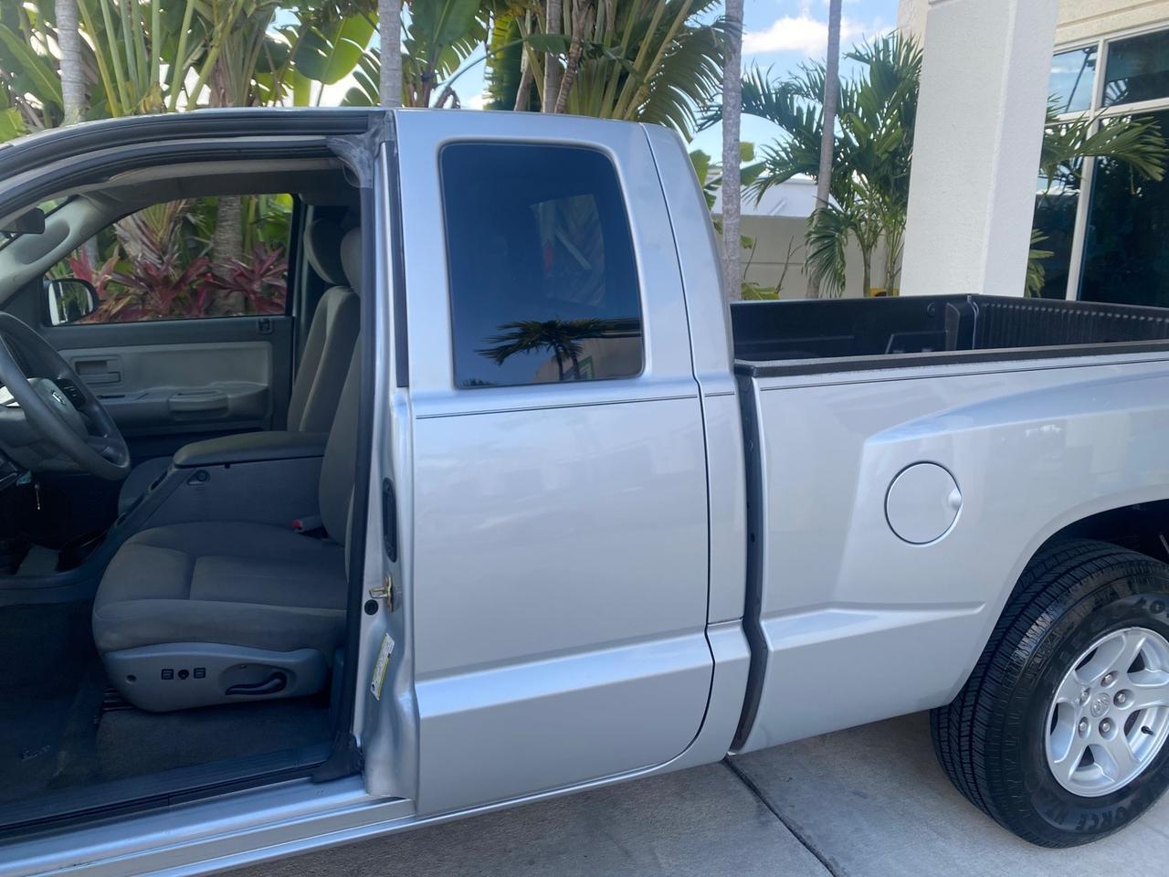 2006 Dodge Dakota SLT CLUB CAB LOW MILES 55,990 Pompano Beach FL