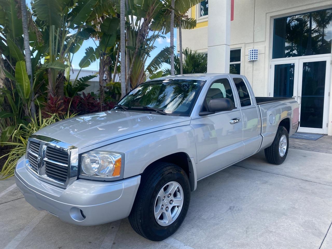 2006 Dodge Dakota SLT CLUB CAB LOW MILES 55,990 Pompano Beach FL