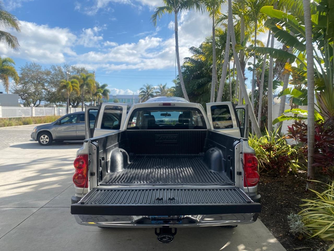 2006 Dodge Dakota SLT CLUB CAB LOW MILES 55,990 Pompano Beach FL