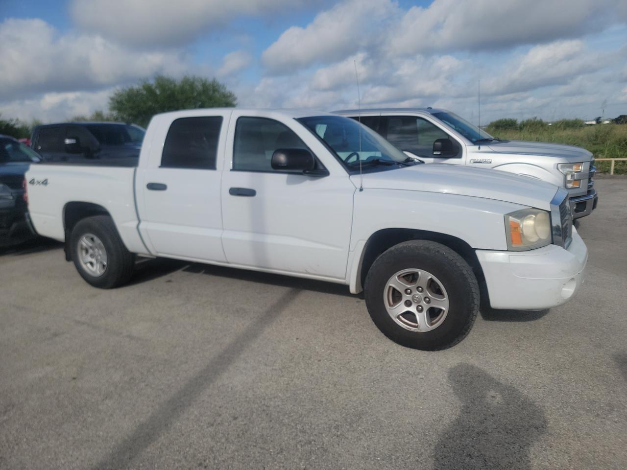 2006 Dodge Dakota SLT
