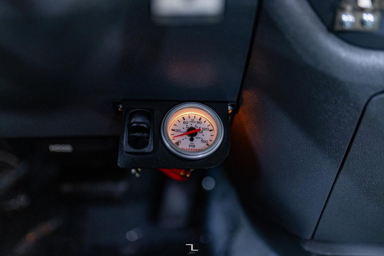 2006 Dodge Ram 2500 4x4 Reg Cab SLT Longbox Diesel Red Deer AB