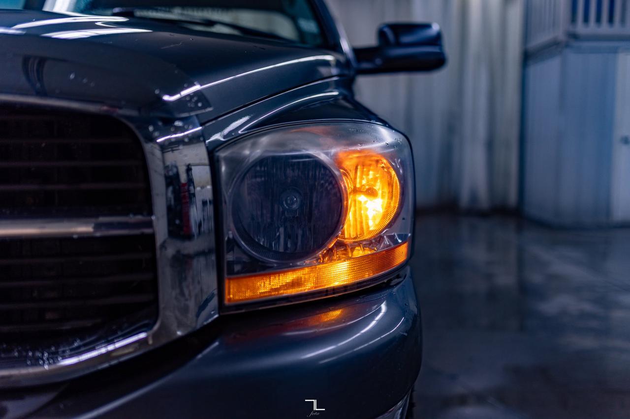 2006 Dodge Ram 2500 4x4 Reg Cab SLT Longbox Diesel Red Deer AB