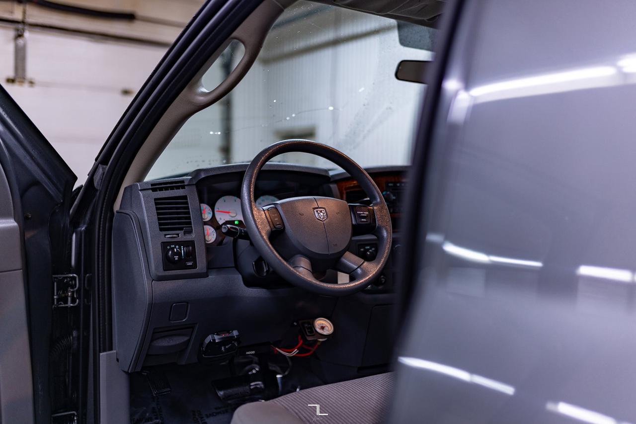 2006 Dodge Ram 2500 4x4 Reg Cab SLT Longbox Diesel Red Deer AB