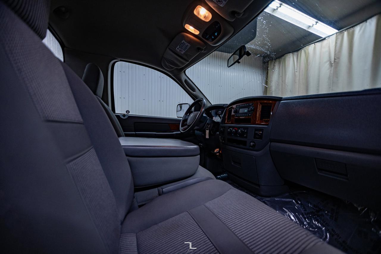 2006 Dodge Ram 2500 4x4 Reg Cab SLT Longbox Diesel Red Deer AB