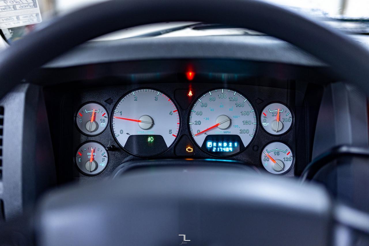 2006 Dodge Ram 2500 4x4 Reg Cab SLT Longbox Diesel Red Deer AB