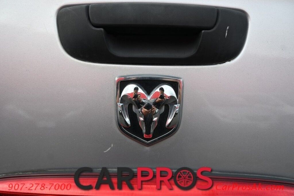 2006 Dodge Ram 3500 ST - 4X4 - 5.9L HO Diesel - Dually - 6 Speed Manual Transmission - Quad Cab - Cruise Control - Tow Package Anchorage AK