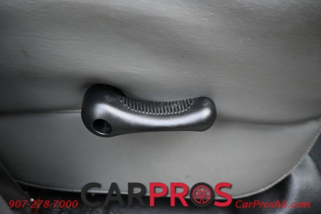 2006 Dodge Ram 3500 ST - 4X4 - 5.9L HO Diesel - Dually - 6 Speed Manual Transmission - Quad Cab - Cruise Control - Tow Package Anchorage AK