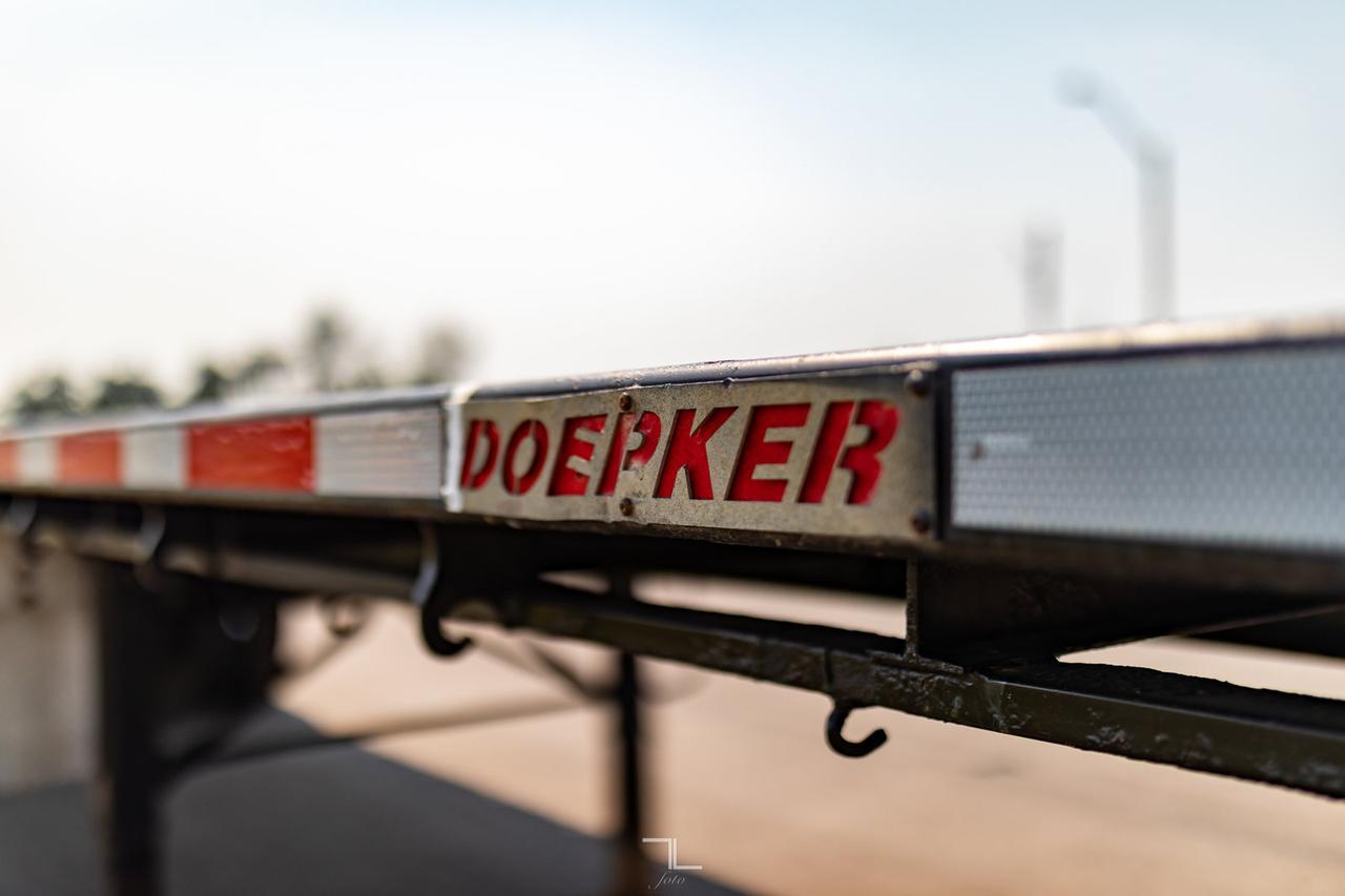 2006 Doepker Super B Steel Flat Deck Trailers Red Deer AB