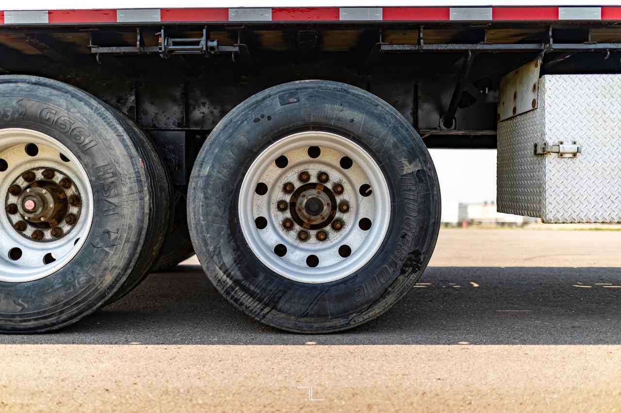 2006 Doepker Super B Steel Flat Deck Trailers Red Deer AB