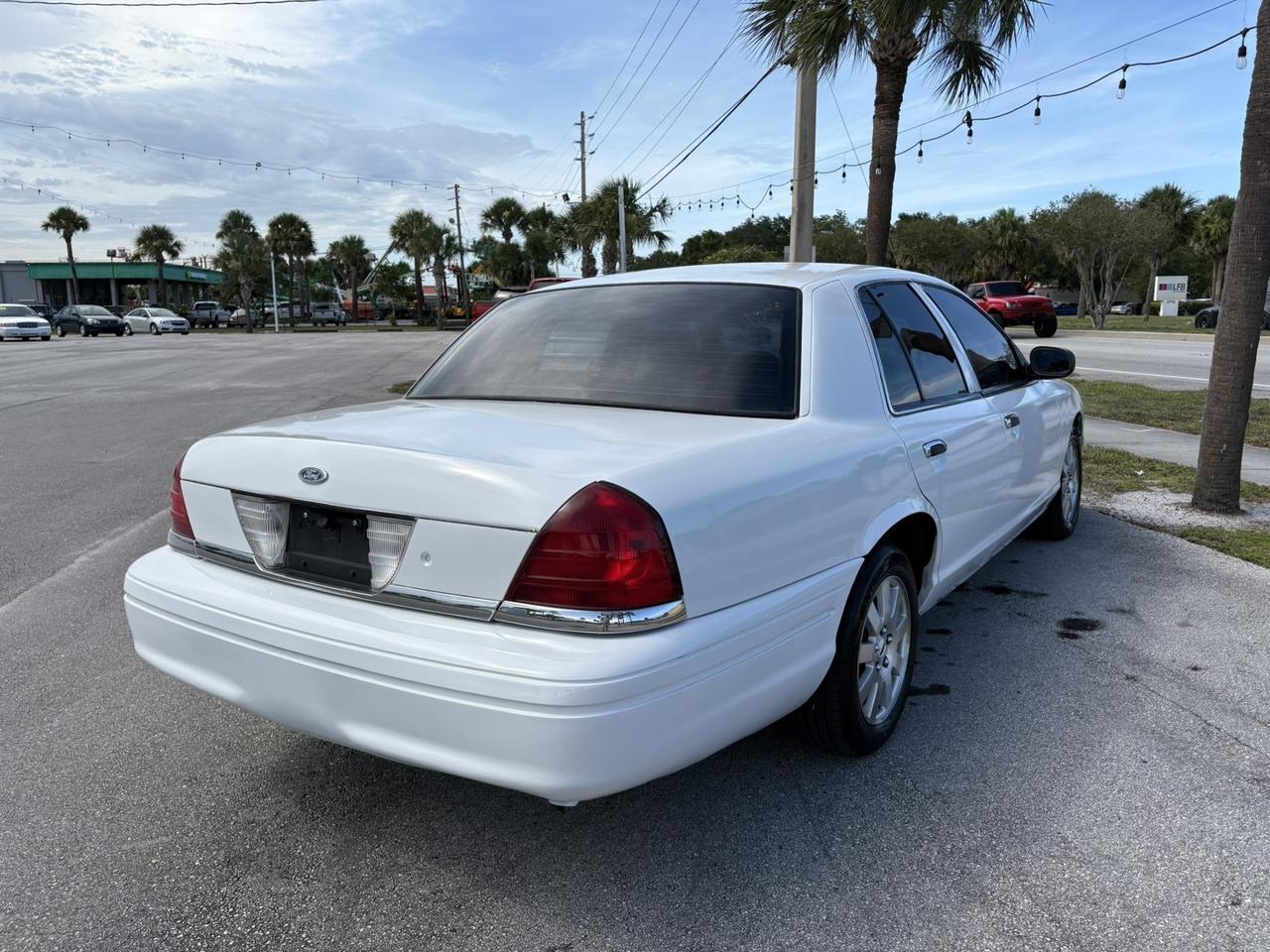 2006 Ford Crown Victoria LX Fort Pierce FL