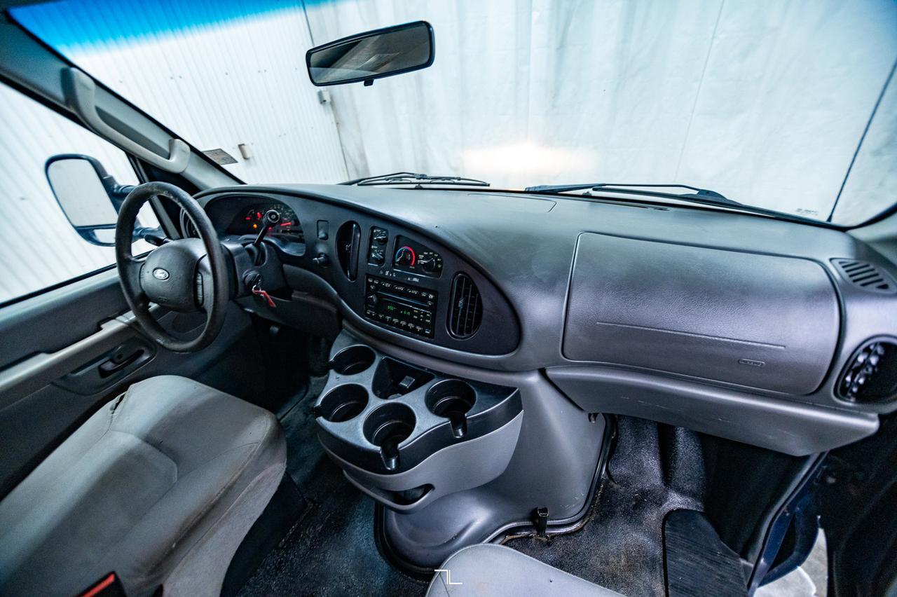 2006 Ford E-250 Cargo Van Red Deer AB