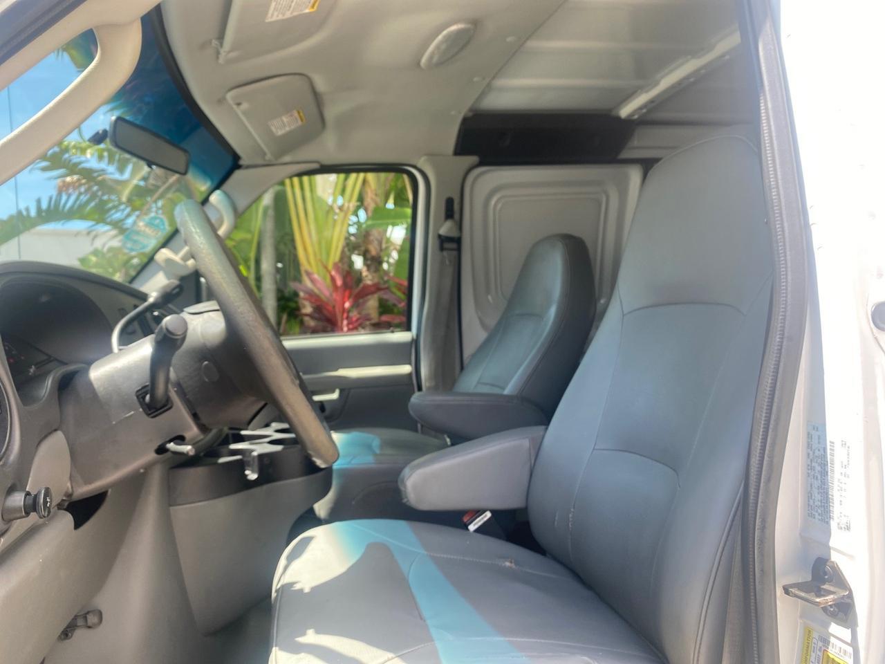 2006 Ford Econoline Cargo Van E350 LOW MILES 66,160 Pompano Beach FL