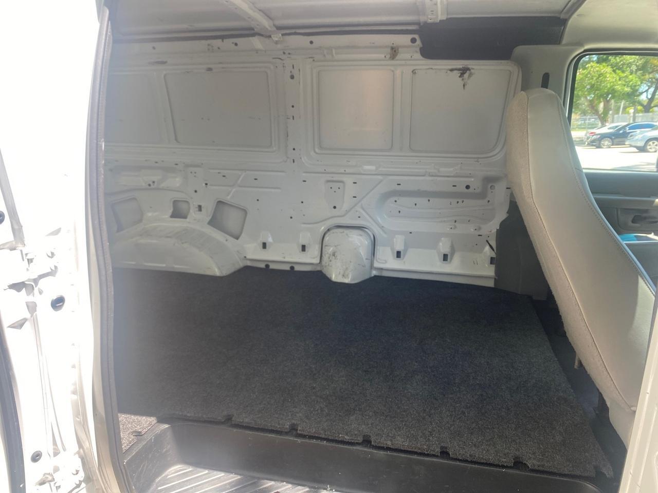 2006 Ford Econoline Cargo Van E350 LOW MILES 66,160 Pompano Beach FL