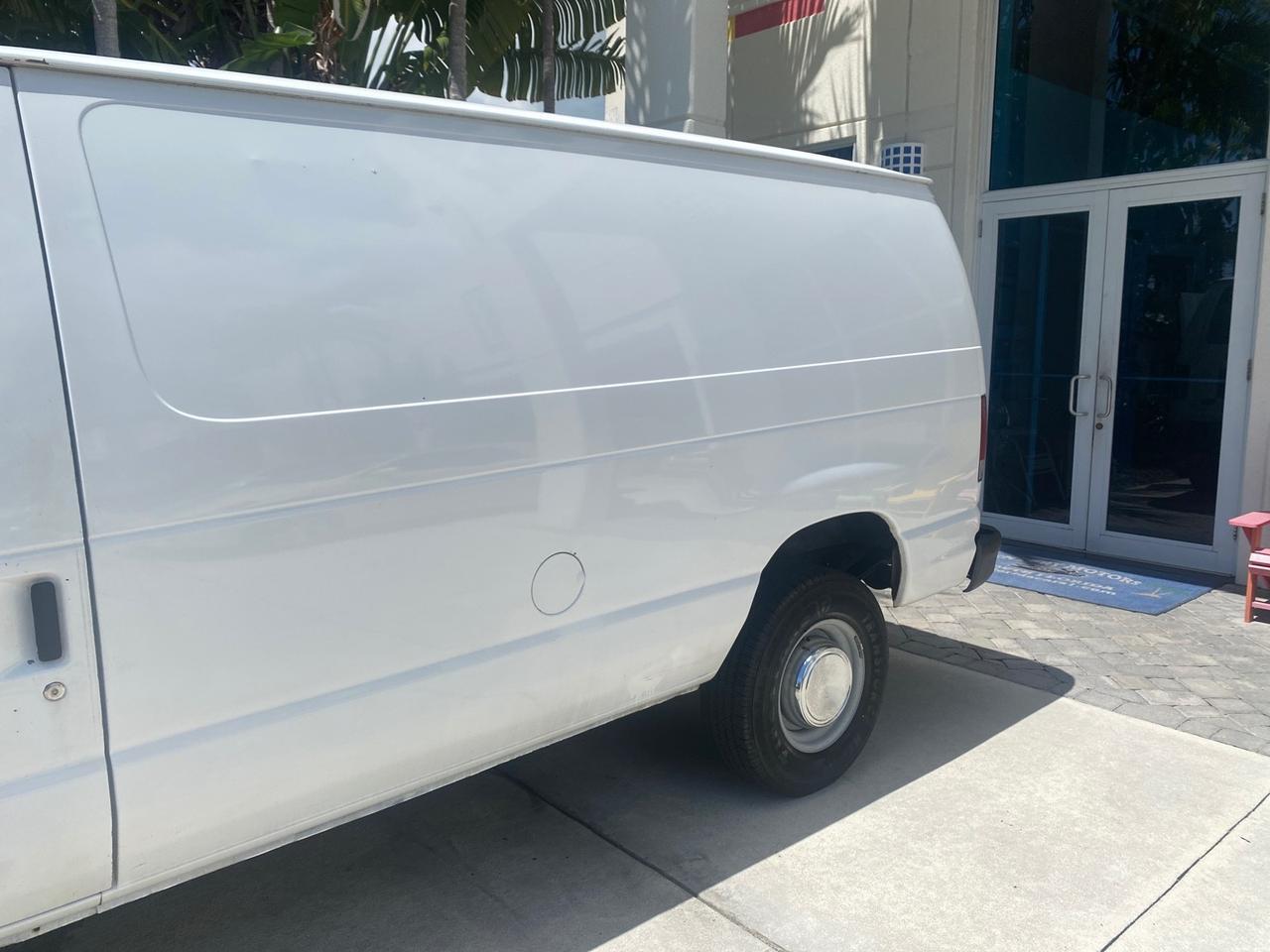 2006 Ford Econoline Cargo Van E350 LOW MILES 66,160 Pompano Beach FL
